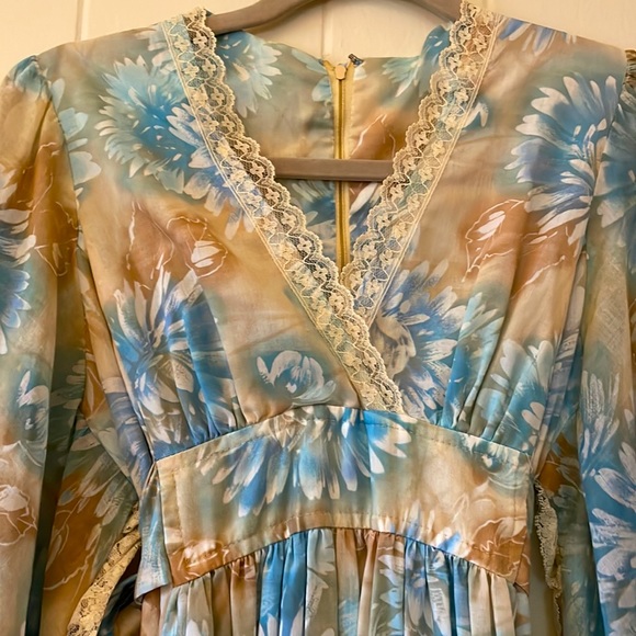 Vintage 70’s floral hippie dress amazing whimsical print, breathable cotton,Lace - Picture 4 of 7